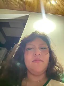 Larissa_Antonella 现场XXX聊天