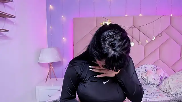 Chat XXX ao vivo de NaeniaDemon_