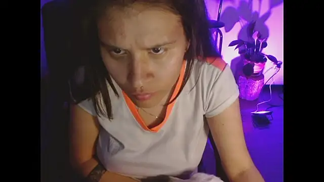 Chat XXX ao vivo de dominica-3