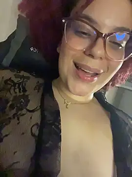 Leyah__ Live XXX-chat