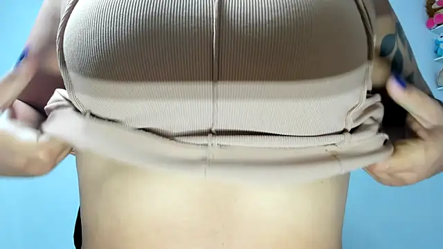 Chatroom XXX en direct de darsha_sahu