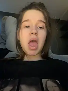 Czat XXX na żywo – HornyGirlH