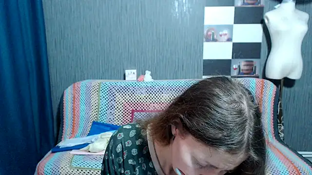 pa1e_pr1ncess élő XXX-chatje