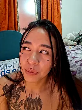 Chat +18 de Zafiro_glow ao vivo