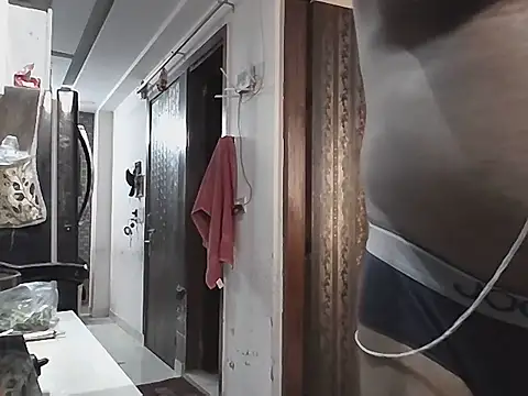 hotindianstud Chat XXX in diretta