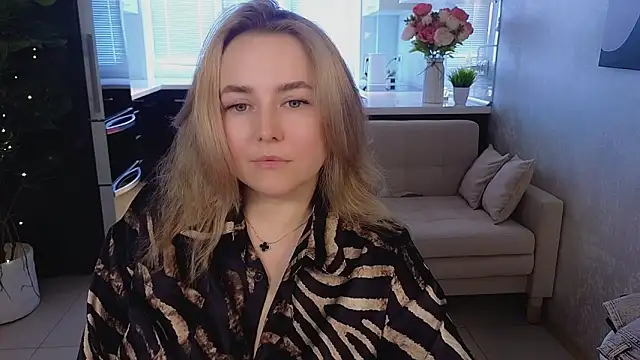 Mira_Mermayd Live XXX-Chat