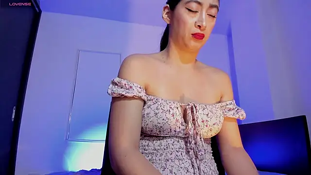 دردشة MeganWhite3 الجنسية المباشرة