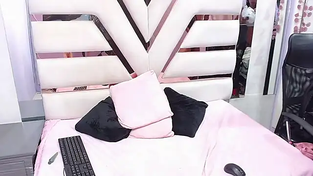 Živý XXX chat Avi_Thomsonn