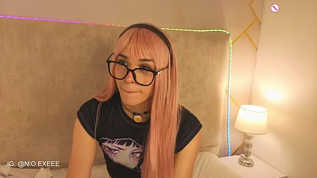 Nioki_ Pertunjukan Webcam