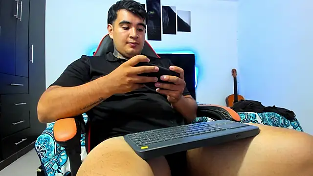 Chatroom XXX en direct de thiago__cp01