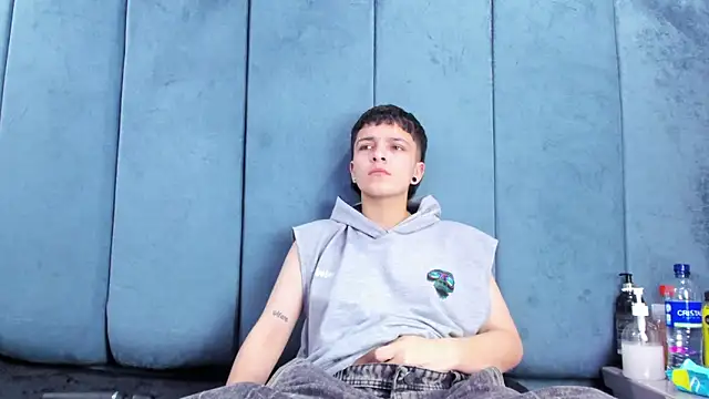 Megan_Thompson_ Obrolan Langsung XXX