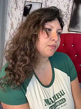 دردشة Larissa_Antonella الجنسية المباشرة