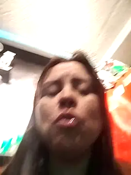 karlagiraldo198: απευθείας συνομιλία ΧΧΧ