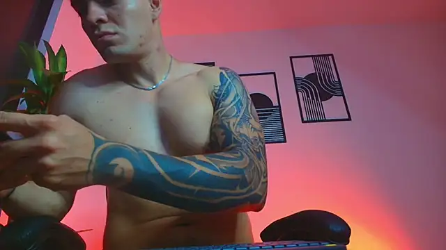 ALPHA_DOMINUS_ Live XXX Chat