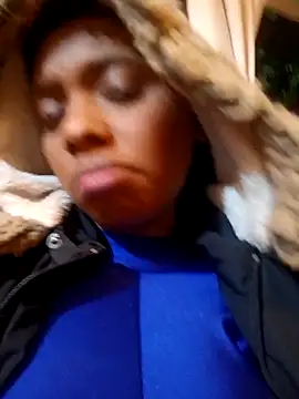 lia_mariana's Live XXX Chat