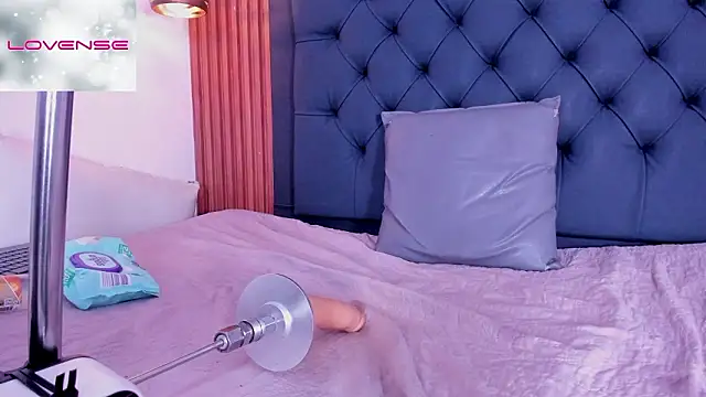 Онлайн чат XXX Hisoka_011