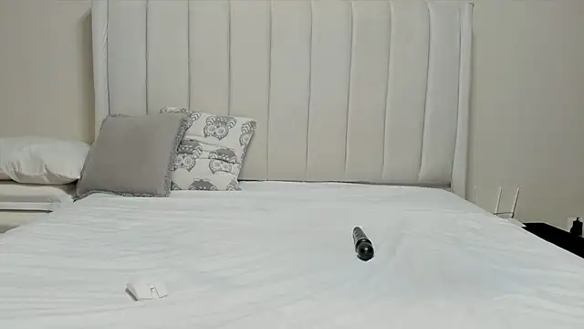 _heavenlysent's Webcam Show