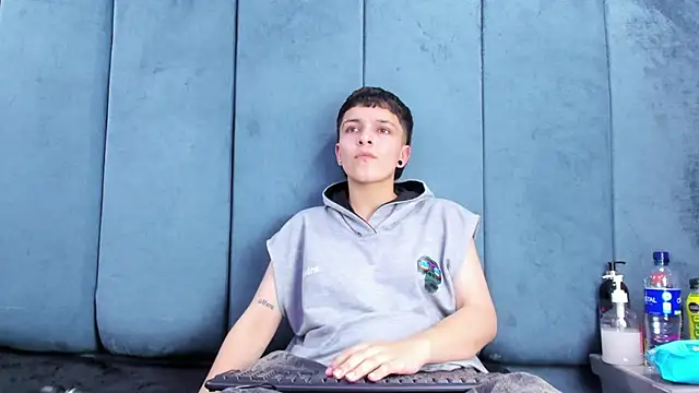 Megan_Thompson_'s Live XXX Chat