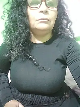 Chat +18 de Amarantha25 ao vivo
