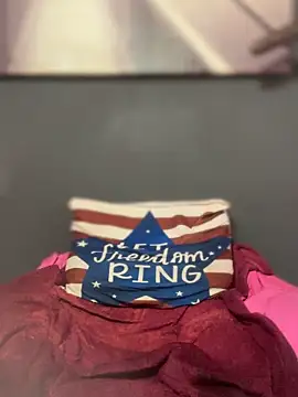 SEXaddictCANDY10: онлайн-секс-чат