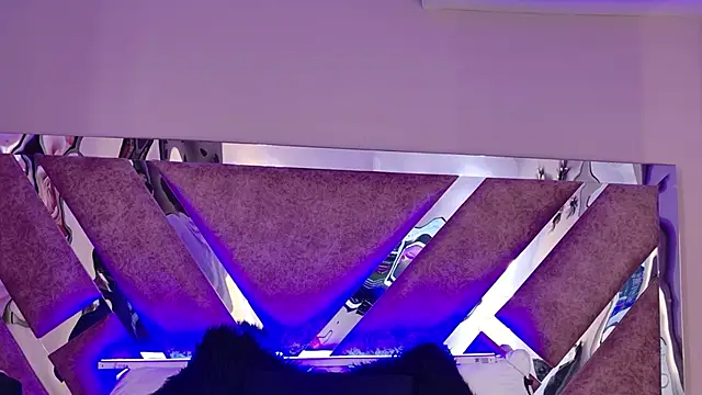 Czat XXX na żywo – AmmyJones_