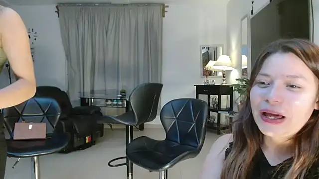 Chat XXX ao vivo de 3littles