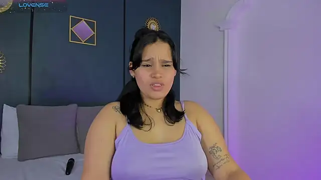 lia_sexx19 现场XXX聊天