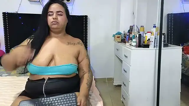 charlotte_077: απευθείας συνομιλία ΧΧΧ