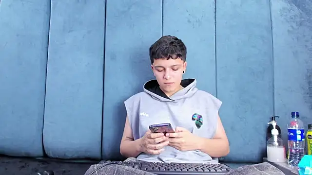 Megan_Thompson_: онлайн-секс-чат