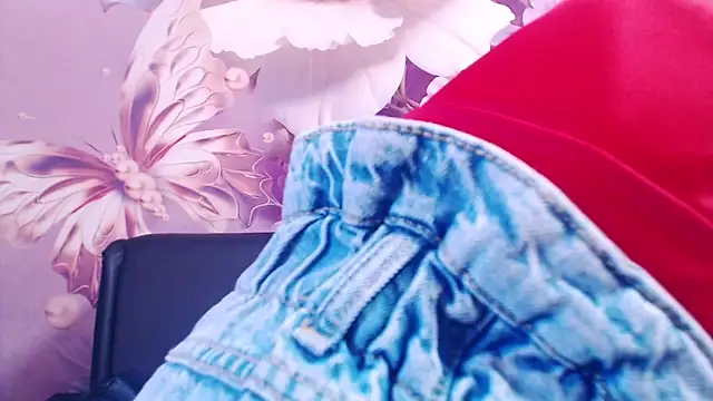 BlondPussy Adlı Modelin Web Kamerası Şovu