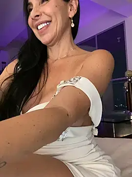 caritoo21 Chat XXX in diretta