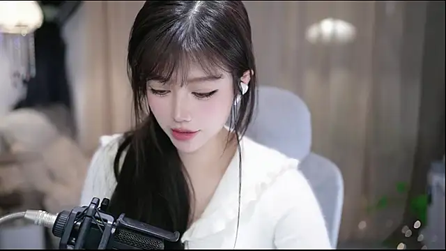 Chat +18 de Cecily ao vivo