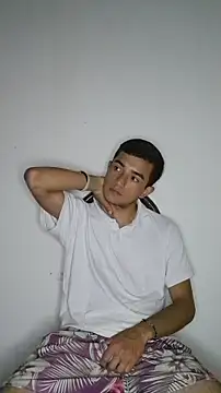 Chatroom XXX en direct de Thick_Cock