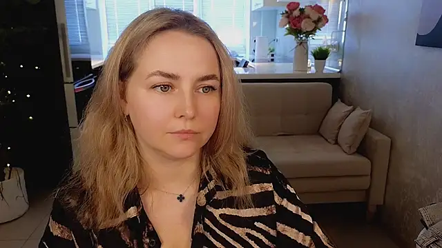 Mira_Mermayd Adlı Modelin Canlı XXX Sohbeti