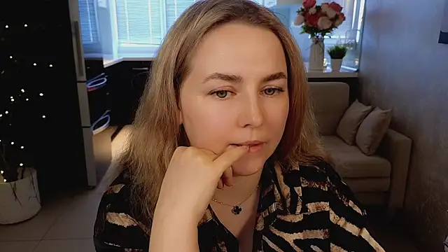 Mira_Mermayd: απευθείας συνομιλία ΧΧΧ