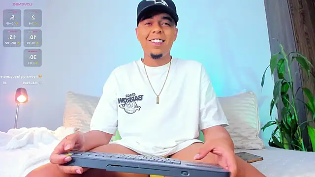 Czat XXX na żywo – Randdy_333