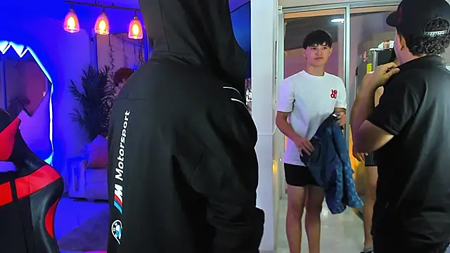 دردشة Houseofwarrios الجنسية المباشرة