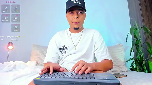 Randdy_333 webkamerás műsora