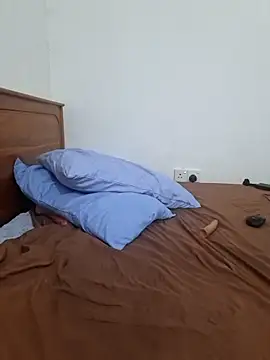 naughtyjaanu's Live XXX Chat