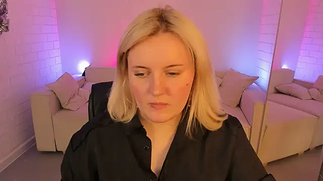 Онлайн чат XXX KathyBriggs