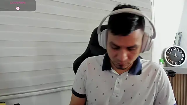 Rick_Adams Chat XXX in diretta