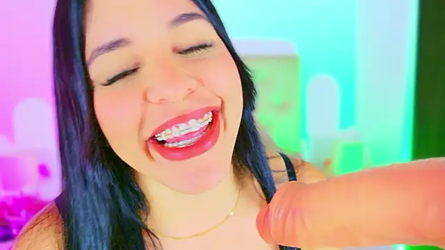 CharlootteEvans Live XXX Chat