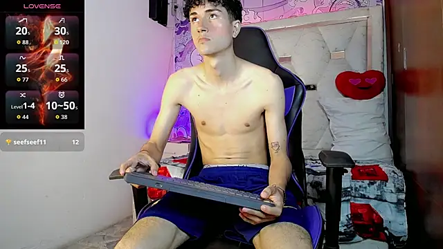 johnny_cagee's Live XXX Chat