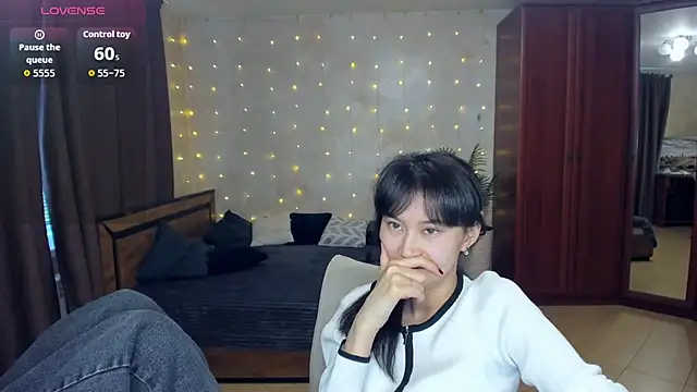 SheilaRare: онлайн-секс-чат