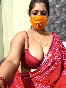 Poly_bhabi Adlı Modelin Web Kamerası Şovu