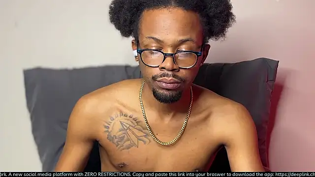 MobyDxck Adlı Modelin Canlı XXX Sohbeti