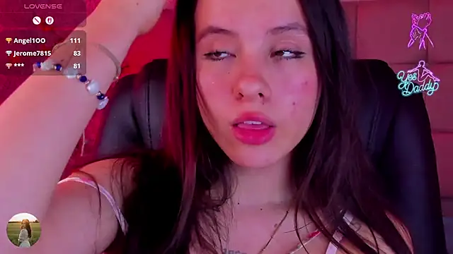 Kitty_Rose_CS 即時 XXX 聊天