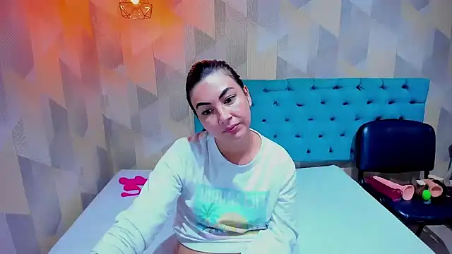 AdaFawxx 라이브 XXX 채팅