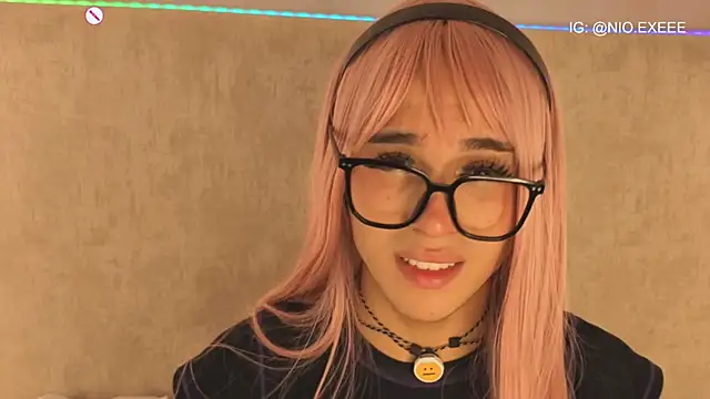 Nioki_ 在線直播表演