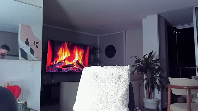 Valenthino_Salvatore live XXX chat